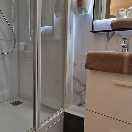 Le Faubourg Hotel 3*